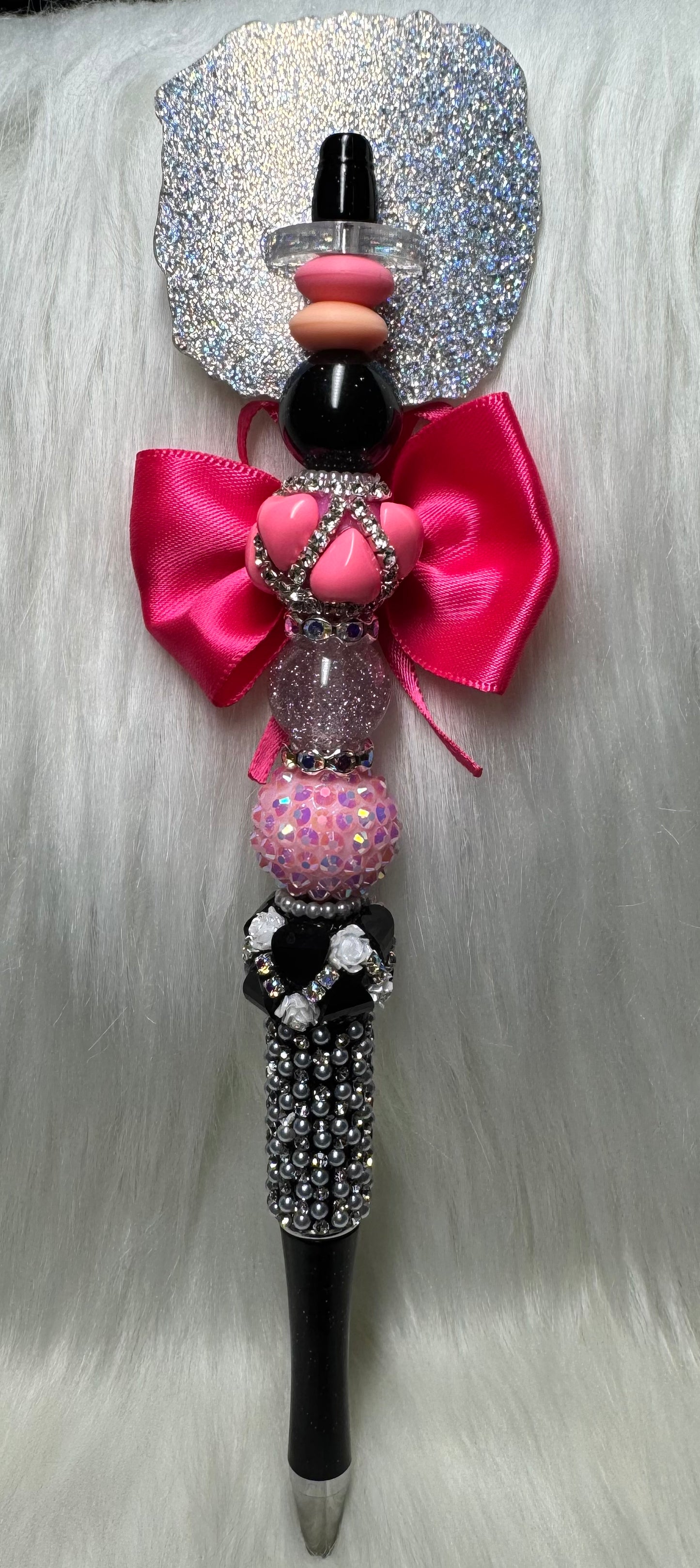 Fueled by Coffee & Smutty Books Beaded Pen βπ